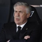 MADRID, 29/12/2023.- Fotografía de archivo (02/04/2023), del técnico italiano Carlo Ancelotti que ha sido renovado con el Real Madrid hasta junio de 2026. EFE/ Rodrigo Jiménez