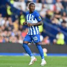 Pervis Estupiñán jugó de titular en Brighton ante West Ham