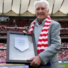 Jorge Griffa recibió un homenaje en vida por Atlético de Madrid