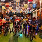 Algunos de los ciclistas del grupo en uno de sus tantos recorridos.