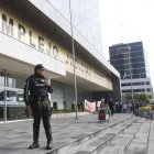 Acciones. La Policía Nacional cuenta con otra línea telefónica que sirve para denuncias ciudadanas, se la denominó 1800 Delito (335486).