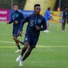 Djorkaeff Reasco es oficializado como jugador de Barcelona