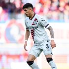 Piero Hincapié mantiene la titularidad y juega hasta el final en Leverkusen