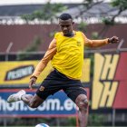 Dixon Arroyo llegó de jugar con Lionel Messi en el Inter Miami y ahora es parte de Barcelona.