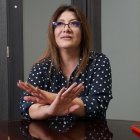 Justicia. Verónica Sarauz dice que tras el asesinado de su esposo, Fernándo Villavicencio, están las altas esferas de la política y de la delincuencia.