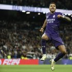 El delantero brasileño del Real Madrid Rodrygo celebra su segundo gol durante el partido de la jornada 30 de LaLiga que Real Madrid y Athletic Club.