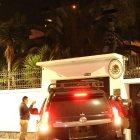 Uniformados ingresan a la Embajada de México