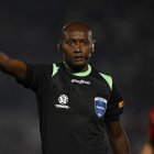 Augusto Aragón es el árbitro que dirigirá el primer Clásico del Astillero 2024