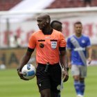 El árbitro central Augusto Aragón es uno de los ecuatorianos con más partidos internacionales.