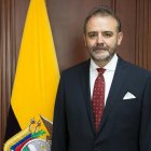 La embajada de Ecuador en Estados Unidos ahora estará representada por el diplomático de carrera, embajador Cristian Espinosa.