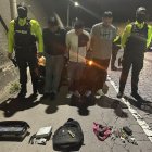 Los detenidos se movilizaban en un auto reportado como robado.