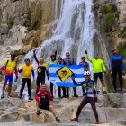 Los pedalistas al coronar el destino en el cantón manabita.