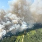 Fotoa cedida por el Gobierno de Alberta donde se observa uno de los incendios que están consumiendo el Parque Nacional de Jasper, este miércoles, en Alberta (Canadá).