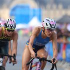 En la última transición, la ecuatoriana inició los 10 km de carrera a pie, en la posición 32, tras cumplir los 40 Km. ciclismo en un tiempo de 1:38:29