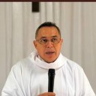 Leonel Balmaceda es el sacerdote que fue detenido.