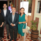 Caterina Costa de García, Norma Plaza de García, Luis Eduardo García, Carlos Cueva y Galicia Mejía de Cueva.