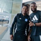 Romario Caicedo (i) reveló que Emelec le debe montos de años anteriores