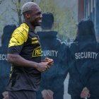 Felipe Caicedo y su llegada a Barcelona con muchas historias urbanas que comienza a salir.