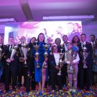 Todos los personajes del deporte reconocidos en el estrado de ganadores, en la ciudad de Quito.