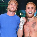 En las contiendas de Jake Paul (d) siempre lo acompaña en la esquina su hermano Logan. Es igual al contrario