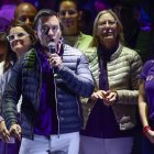 El presidente candidato Daniel Noboa lidera de momento la votación presidencial.