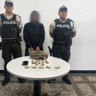 También se retuvo una motocicleta y un dispositivo móvil.