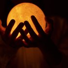 El eclipse del 14 de marzo de 2025 influirá en relaciones, carrera y crecimiento personal. Consulta las predicciones astrológicas para tu signo