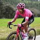 La Locomotora del Carchi se asegura terminar entre los 10 mejores de la prueba que sirve de antesala a la Giro de Italia.