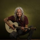 El afamado cantante chileno ofrecerá dos conciertos en el país.