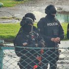 Parte de los uniformados que el sábado resguardaron la General Norte, donde sucedió el hecho.