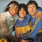 Gatti (i) junto a Diego Armando Maradona.