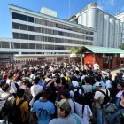 Jóvenes en Acción realizaron minga de limpieza en la Isla Santay