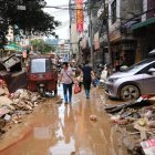 Fotografía de los daños causados por las inundaciones en China en una zona urbana.