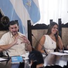 En mayo de 2025, el Concejo, presidido por Aquiles Álvarez, decidió que la Vicealcaldía de Guayaquil sea para Coronel.