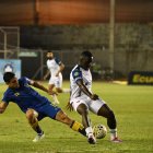 Delfín se quedó con los tres puntos ante Liga de Quito.