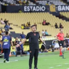 El venezolano César Farías entrenador de Barcelona SC.