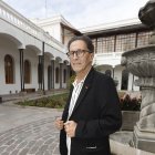 Marcelo Aguirre nació en Quito en 1956. Actualmente reside en Montpellier, Francia y divide su tiempo entre la ciudad francesa y Ecuador.