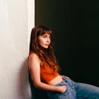 La artista anteriormente publicó el álbum Agua Dulce y el EP en vivo Desde El Helipuerto, El Rotor.