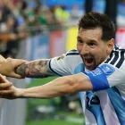 Messi festeja su doblete ante Austria, que le permitió convertirse en el máximo goleador en la historia de los Mundiales.