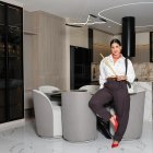 Victoria Larrea combina su pasión por el diseño de interiores con su faceta como creadora de contenido y empresaria.