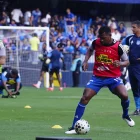 Romario Caicedo en el calentamiento de Emelec, previo a un partido de LigaPro 2026.