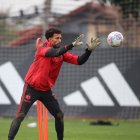 El arquero caboverdiano Vozinha ya suma 10 días entrenando con el Cacique.
