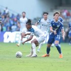 En el último enfrentamiento entre ambos en LigaPro, el 25 de abril de 2026, Emelec dio la sorpresa y derrotó a Liga de Quito 1-0 en el estadio George Capwell.