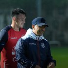 Gonzalo Valle y Marcelo Gallardo de risas en el último entrenamiento.