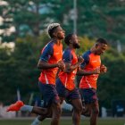 Angulo, Yeboah y Estupiñán jugadores de Ecuador.