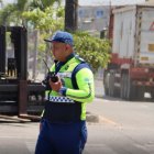 Conductores deberán utilizar rutas alternas en Guasmo Sur por el cierre temporal de la calle Cacique Tomalá.