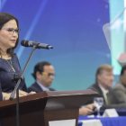 La rectora de la Espol, Cecilia Paredes, durante la sesión solemne de aniversario del 29 de octubre pasado