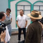Ewan McGregor recorrió zonas turísticas como Las Peñas tras su llegada a Guayaquil. En la imagen, junto al también actor guayaquileño Andrés Crespo.