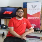 Francisco estudió Computer Game Engineering en Inglaterra.