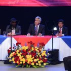 El presidente Lenín Moreno y el vicepresidente Otto Sonnenholzner en la Sesión Solemne .